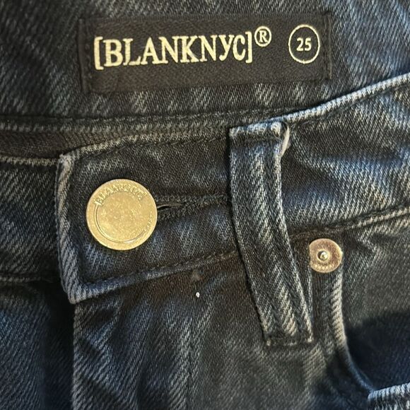 Blank NYC Mercury Rising Blue Black Denim Jean Mini Skirt w Asymmetrical Zipper - Picture 2 of 4